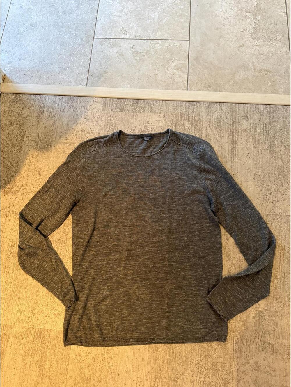 John Varvatos Men’s Gray Long Sleeve Linen/Silk Crew Neck Long Sleeve M